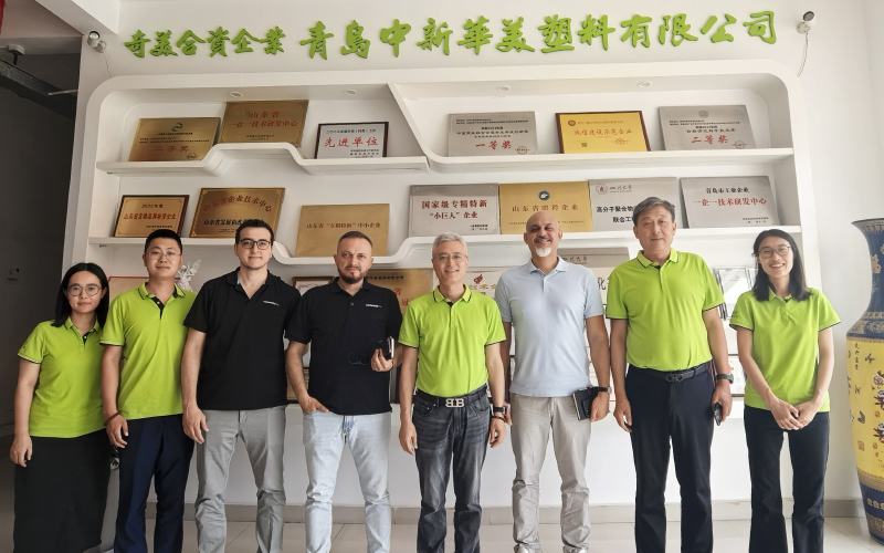 歐洲汽車注塑廠客戶工廠實(shí)地考察